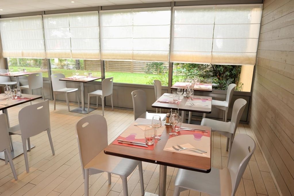 Campanile Saintes Hotel Restaurant billede