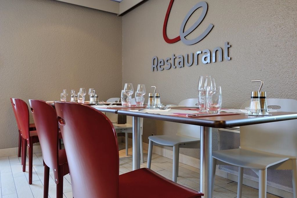 Campanile Saintes Hotel Restaurant billede